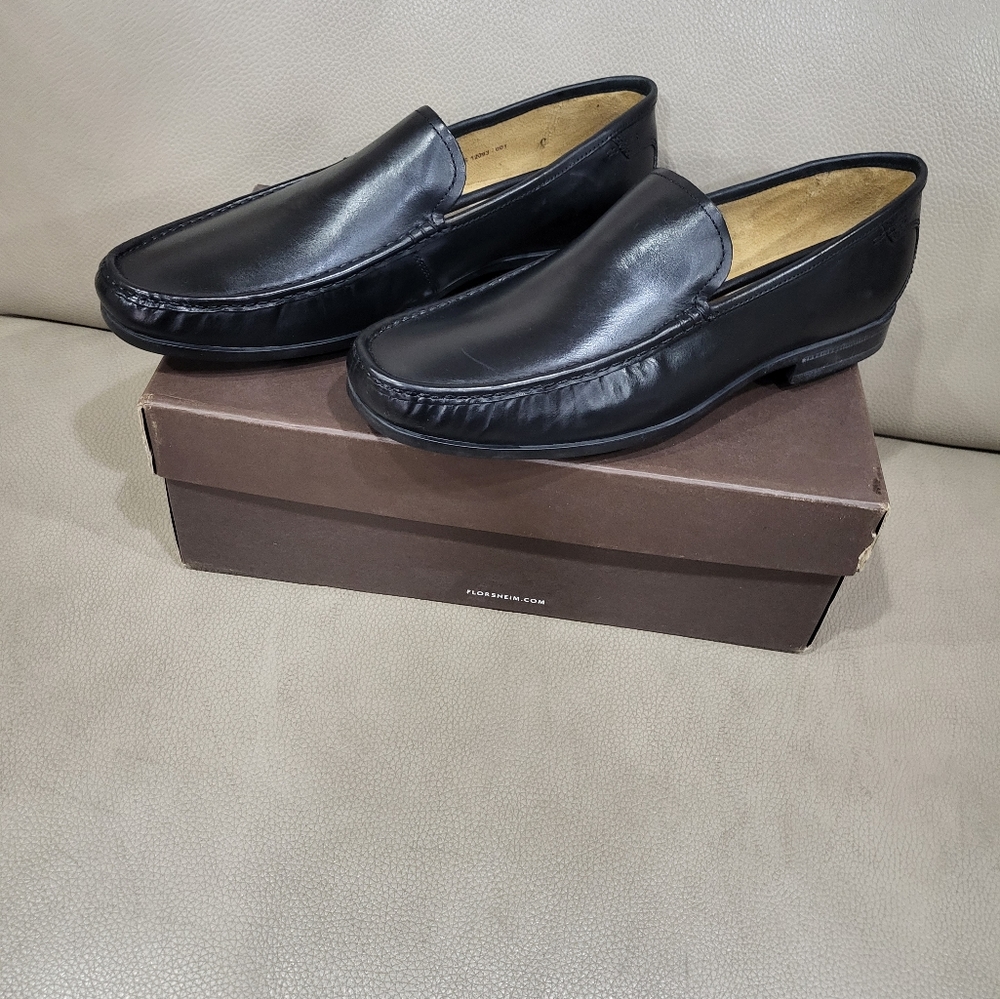 Dress shoes size 12 - Picture 7 of 8